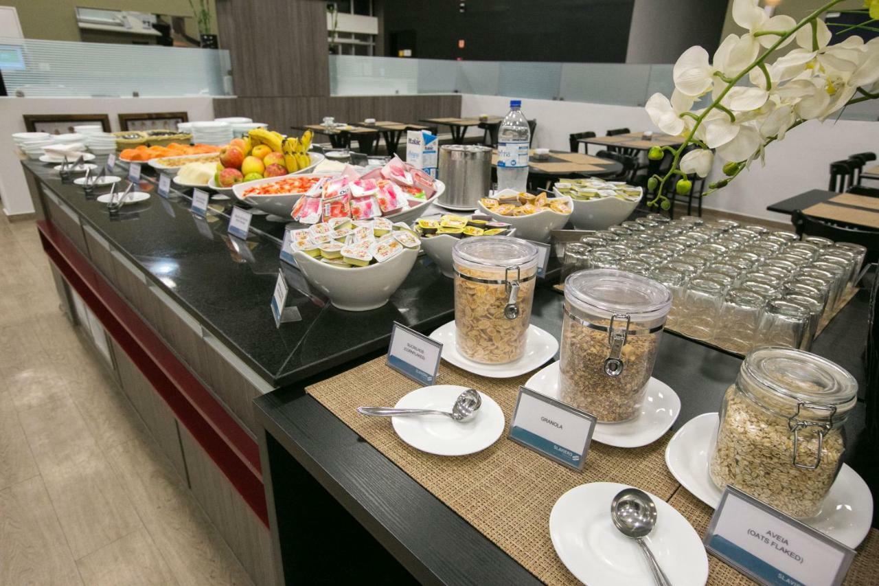 Slim Aeroporto 3*